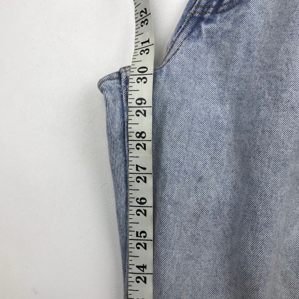 Vintage Levi’s 569 High Waist wedgie fit Jeans - Picture 5 of 7